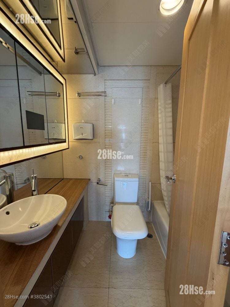 Harbour Green Rental 2 Bedrooms , 1 Bathroom 478 ft²