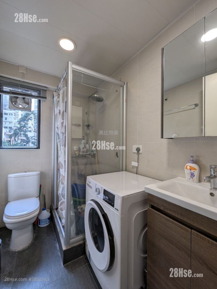 Scenic Rise Sell 2 Bedrooms , 2 Bathrooms 673 ft²