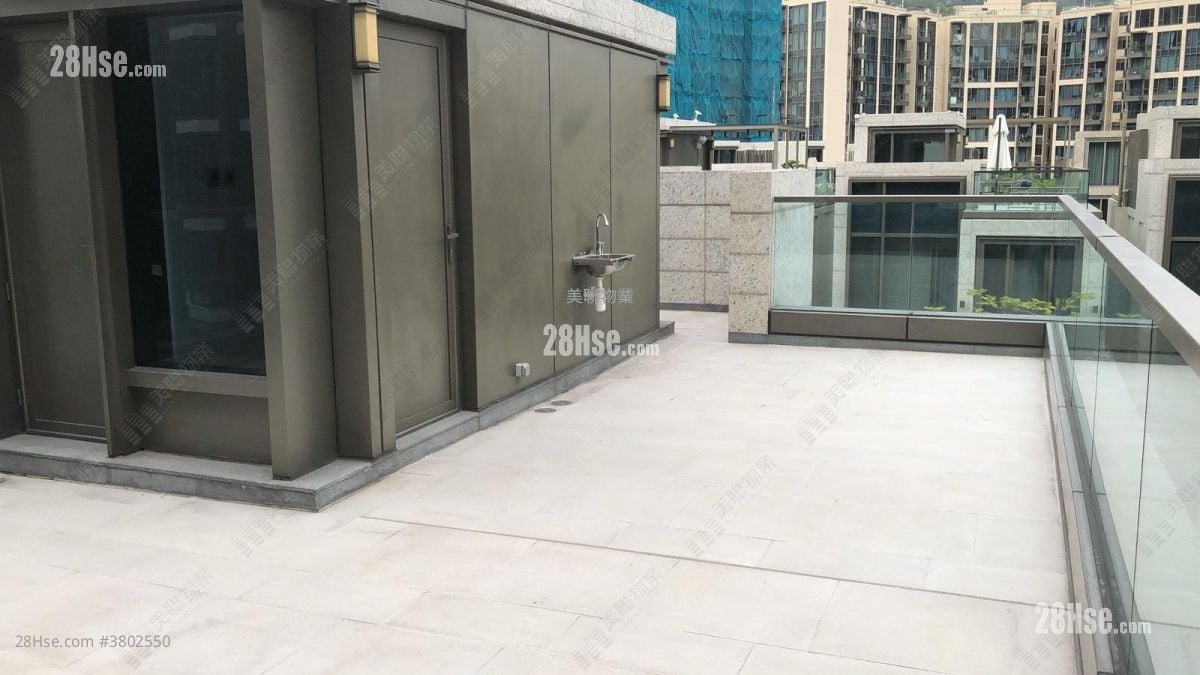 NAPA 售盘 4 房 , 4 浴室 1,763 平方尺