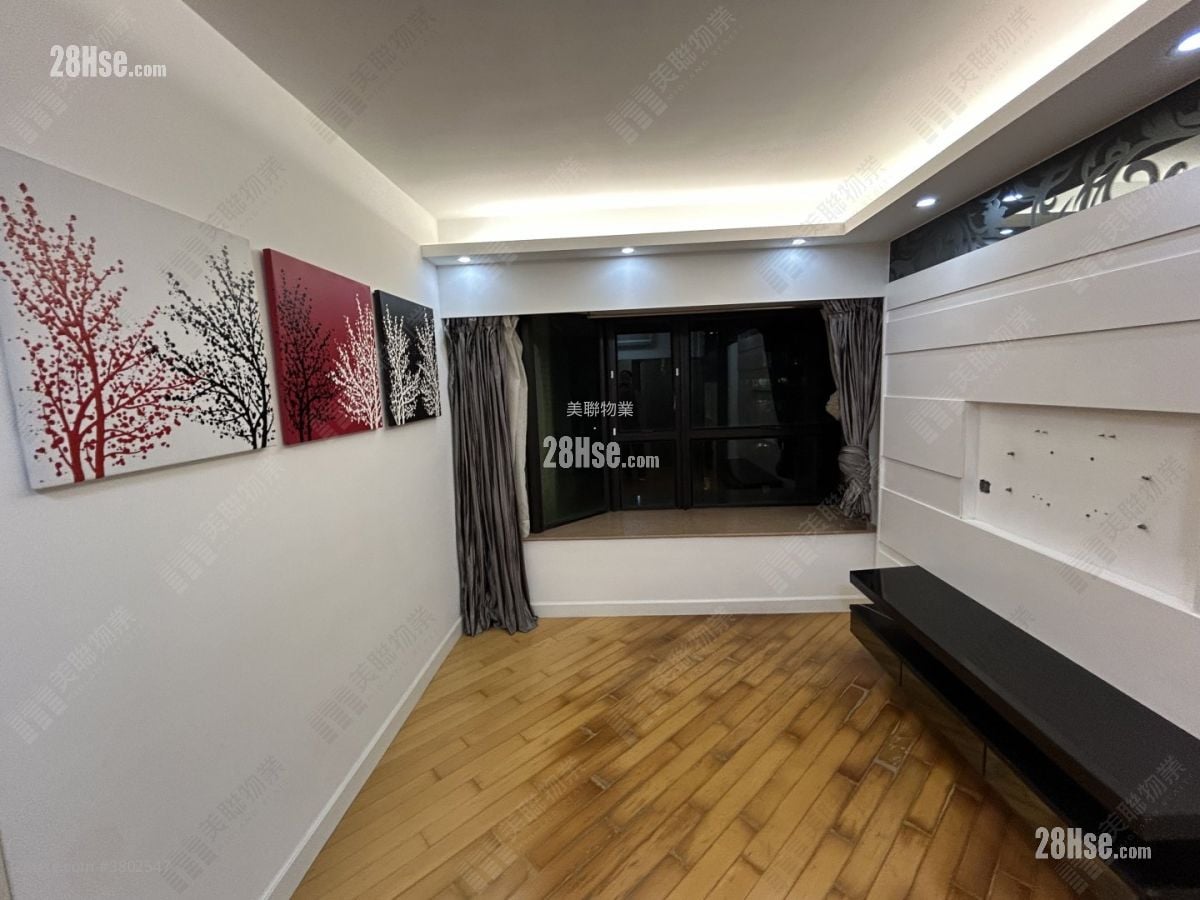 Villa By The Park Sell 2 Bedrooms , 1 Bathroom 442 ft²