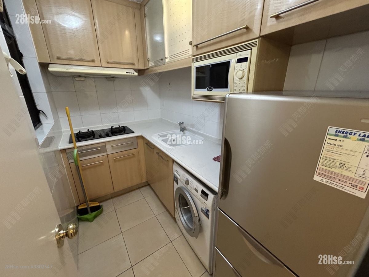 Villa By The Park Sell 2 Bedrooms , 1 Bathroom 442 ft²