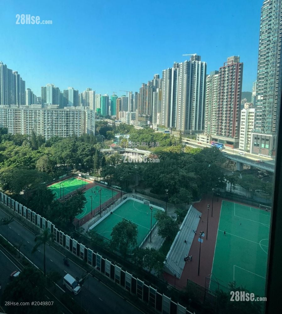 Metro Harbour View Rental 2 Bedrooms , 1 Bathroom 320 ft²