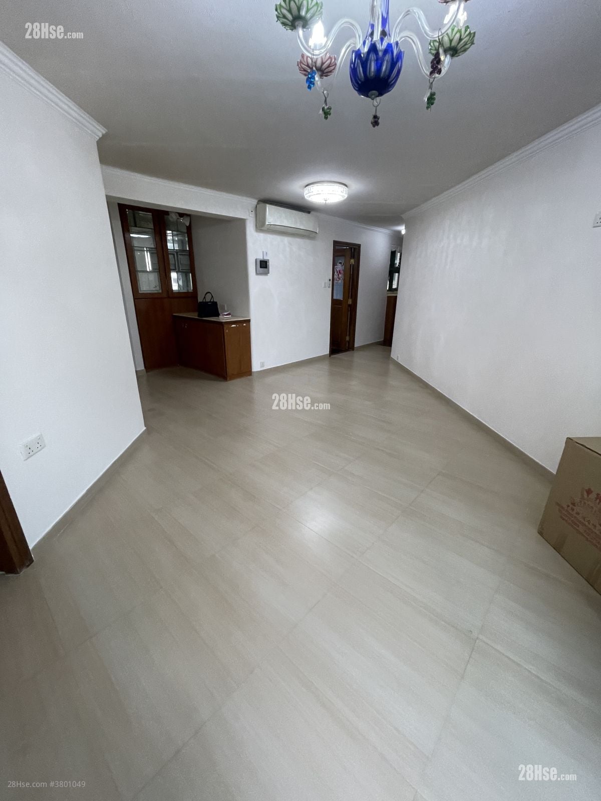 Majestic Park Rental 3 Bedrooms , 2 Bathrooms 800 ft²