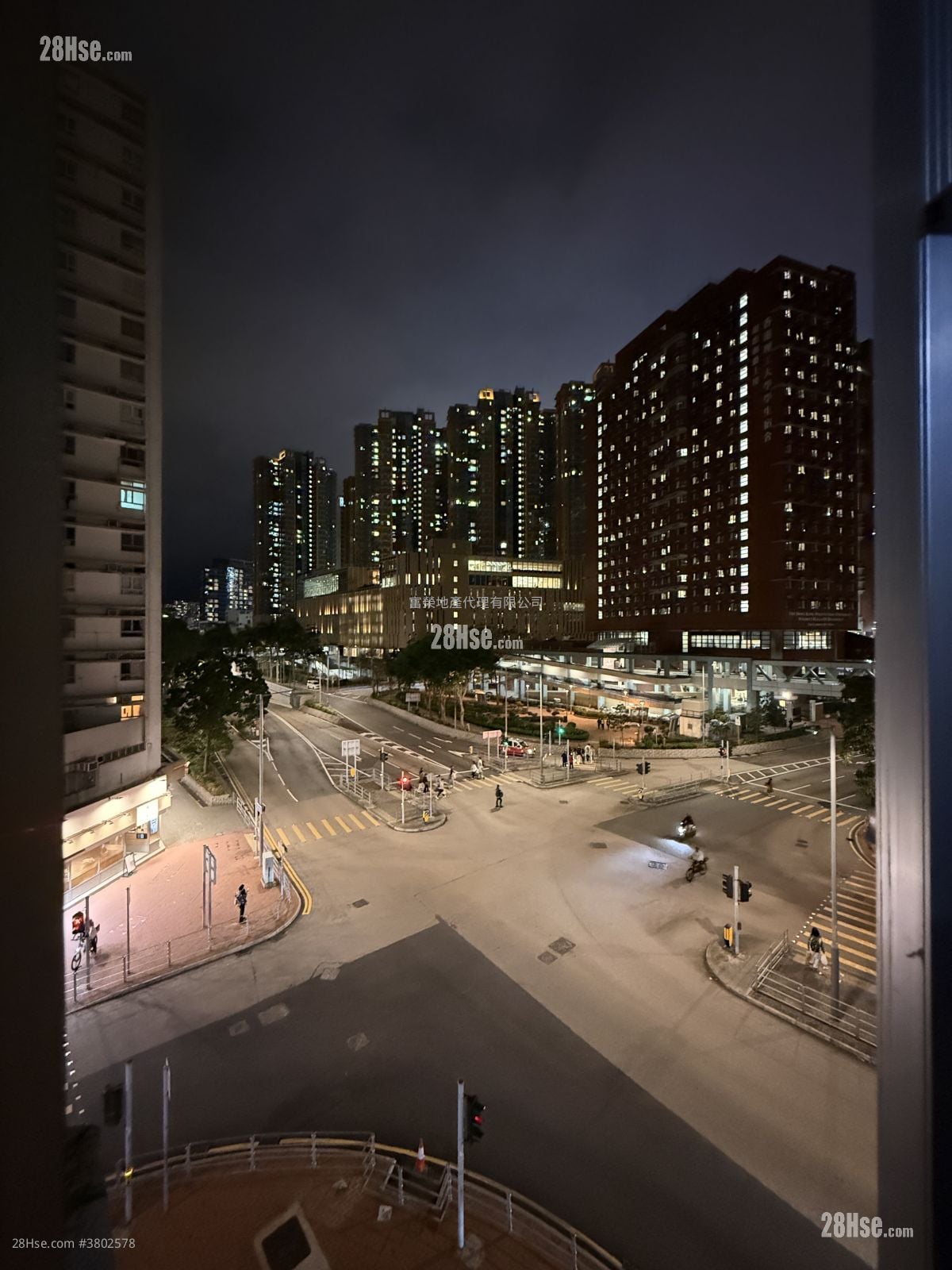 红磡湾中心 售盘 4 房 , 2 浴室 911 平方尺