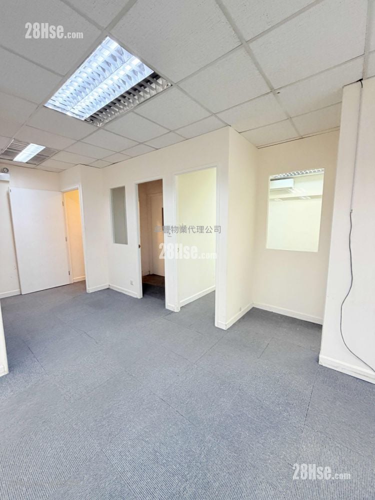 Wui Wah Factory Building Rental 2 Bedrooms 1,150 ft²