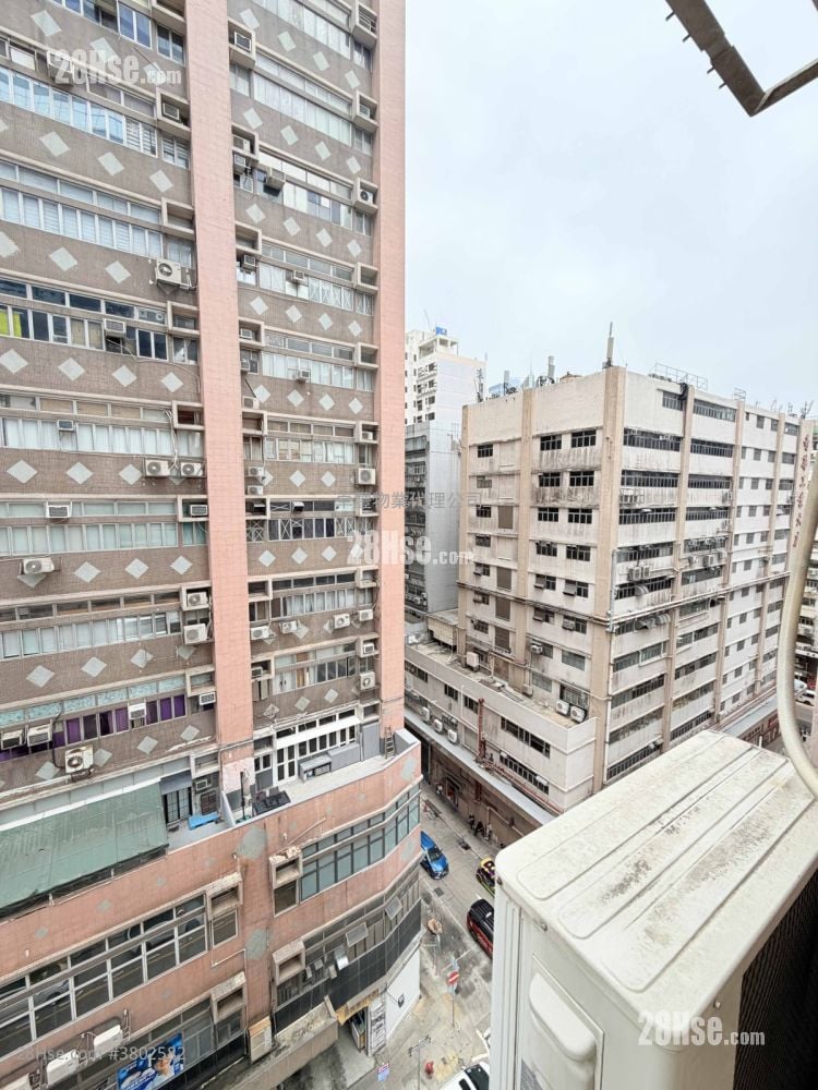 Wui Wah Factory Building Rental 2 Bedrooms 1,150 ft²