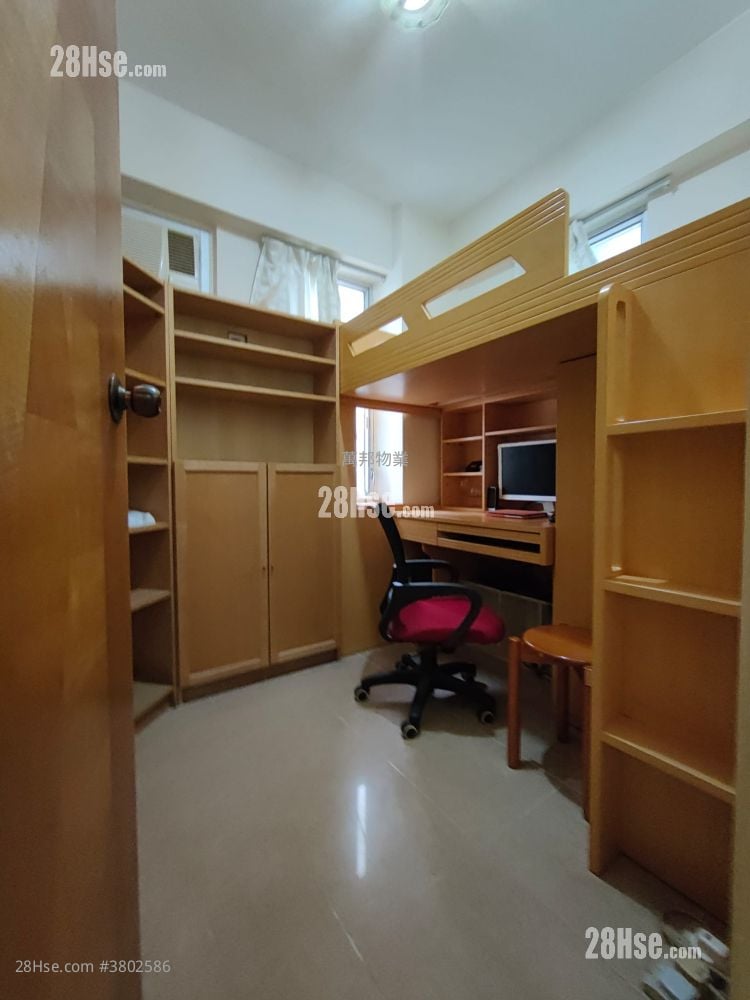 Treasure Garden Sell 2 Bedrooms , 1 Bathroom 398 ft²