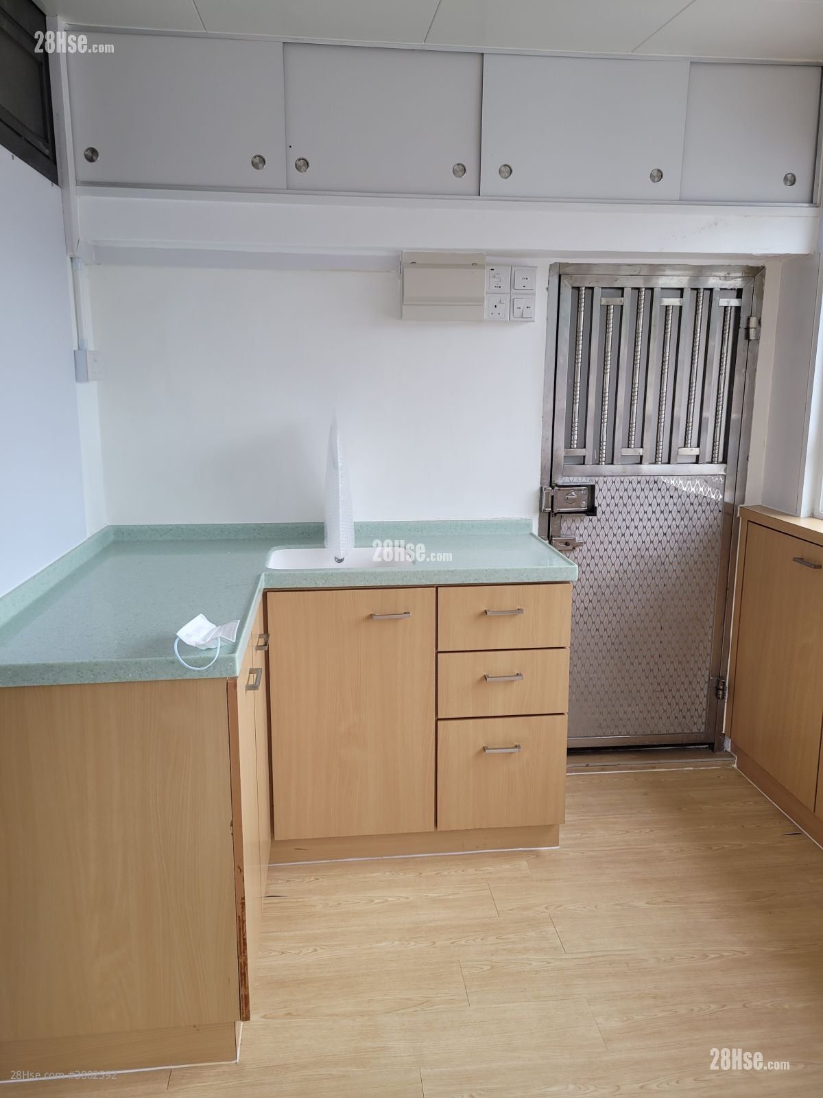 蚝涌村 售盘 2 房 , 2 浴室