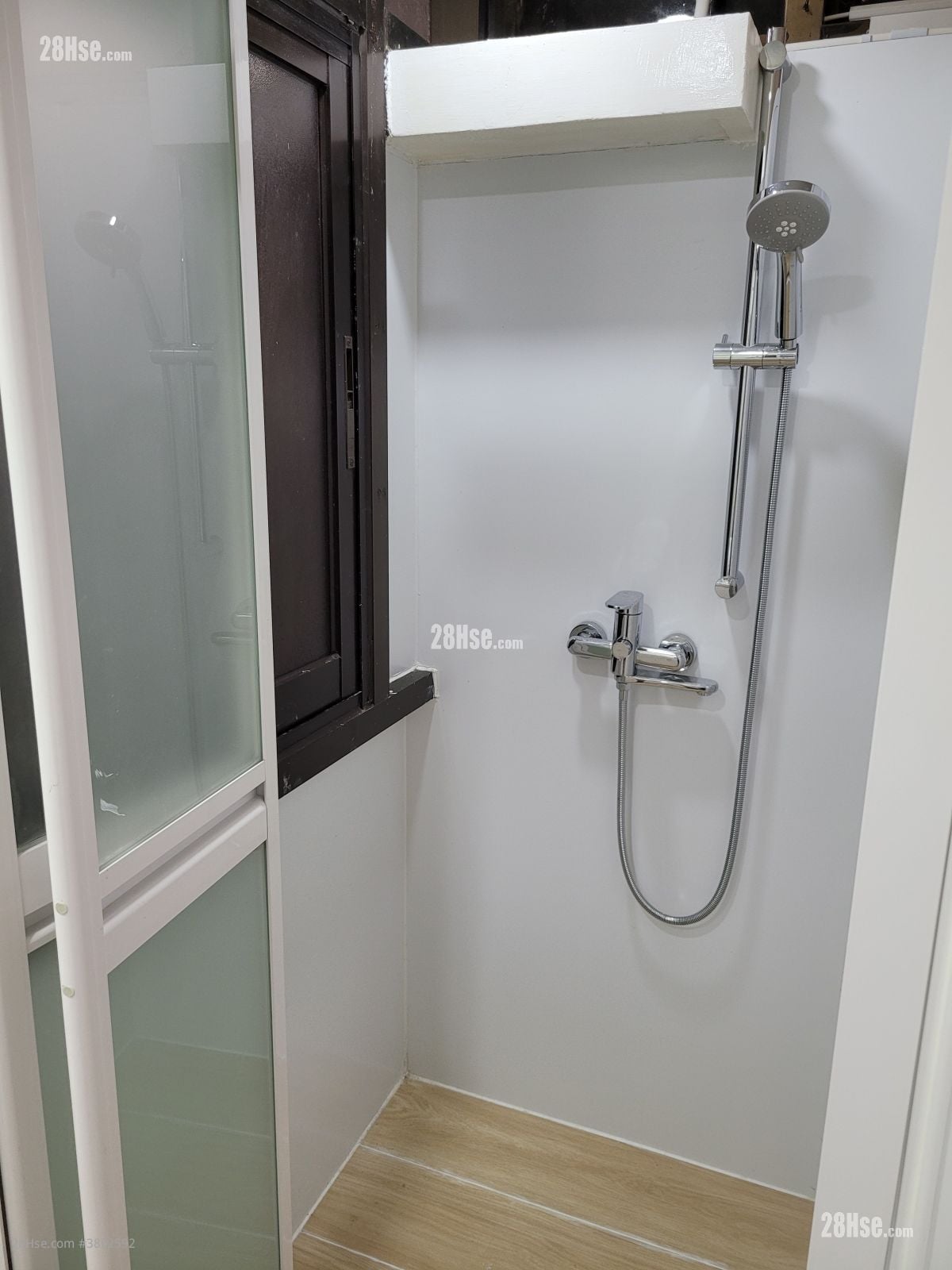 蚝涌村 售盘 2 房 , 2 浴室