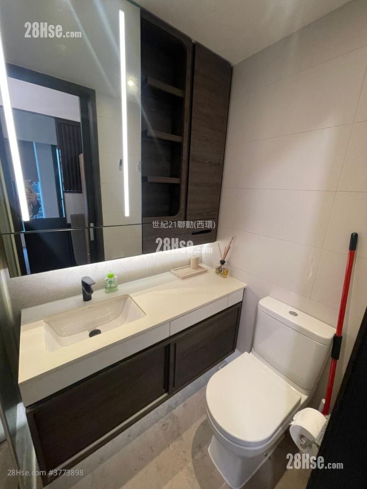 Bohemian House Rental Studio , 1 Bathroom 299 ft²