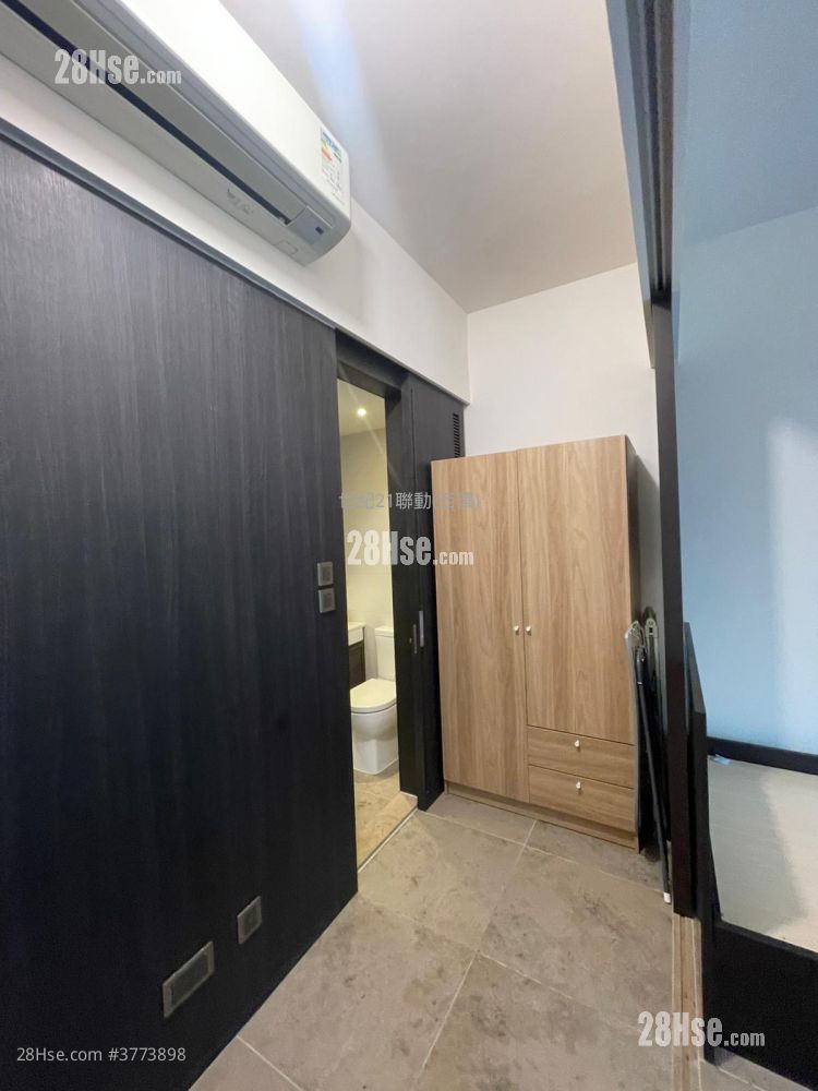 Bohemian House Rental Studio , 1 Bathroom 299 ft²