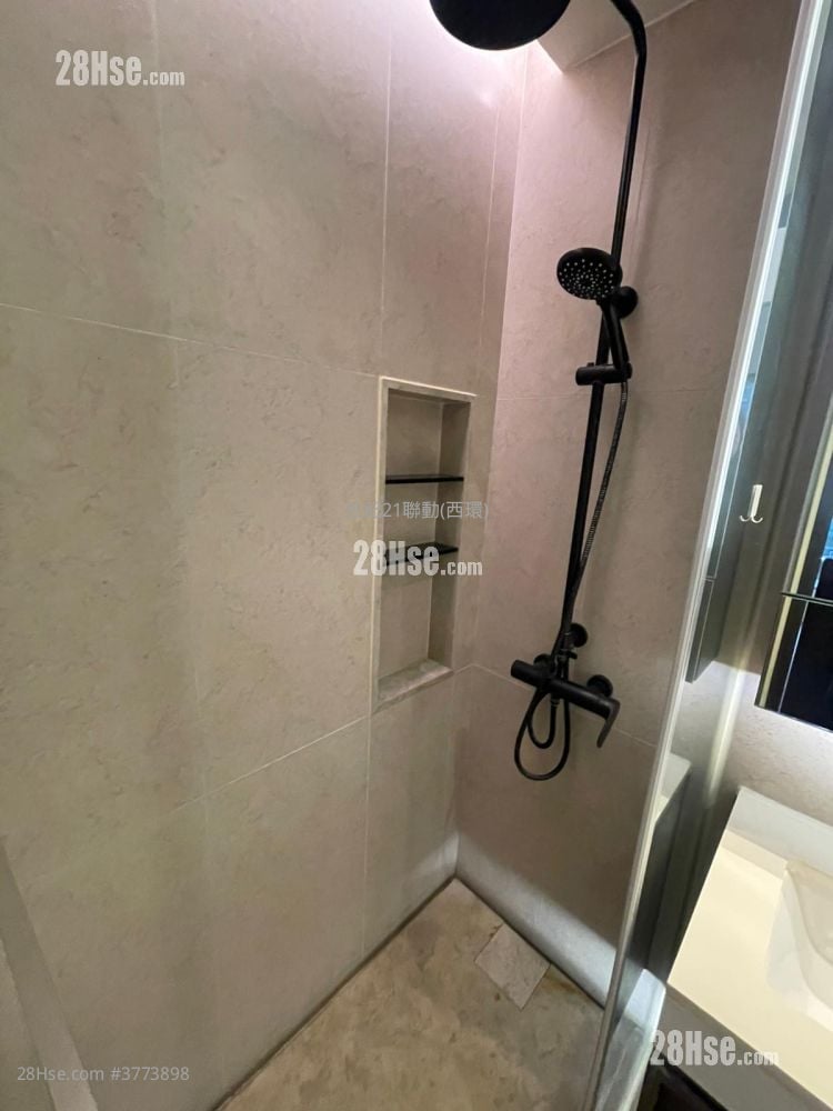 Bohemian House Rental Studio , 1 Bathroom 299 ft²