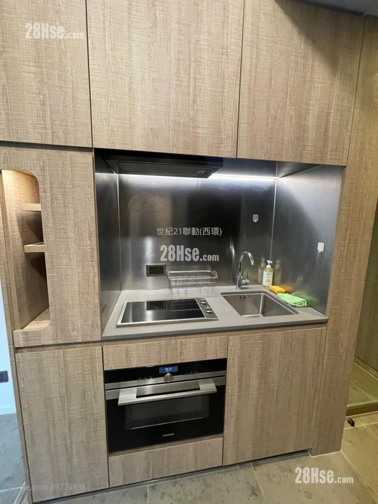 Bohemian House Rental Studio , 1 Bathroom 299 ft²