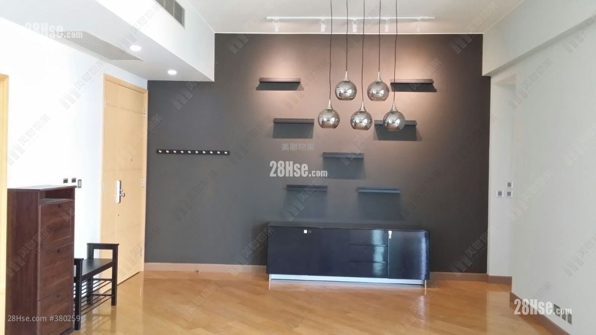 Harbour Green Sell 4 Bedrooms 1,362 ft²