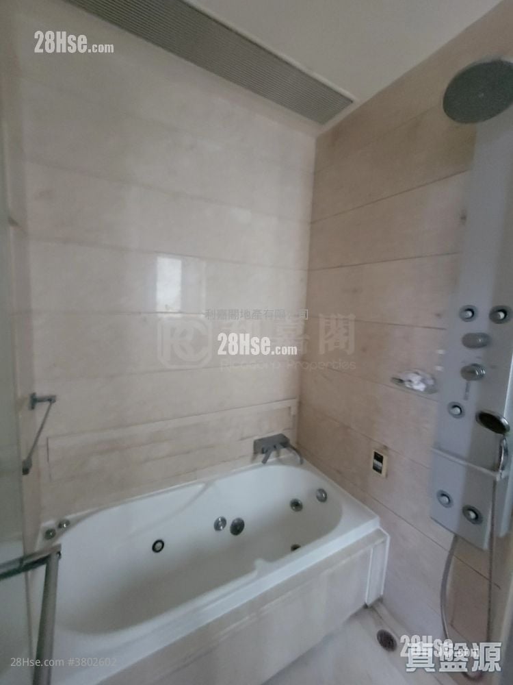 一号银海 售盘 3 房 , 2 浴室 665 平方尺