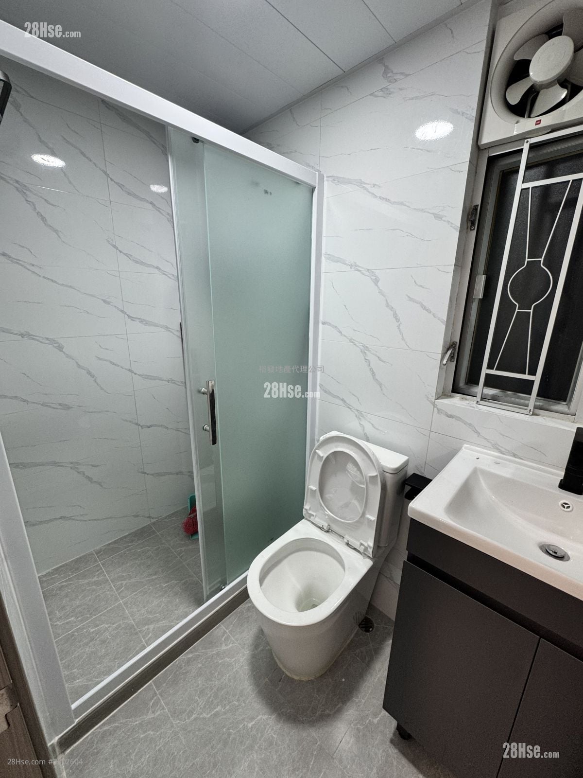 富多来新村 售盘 2 房 , 1 浴室 285 平方尺