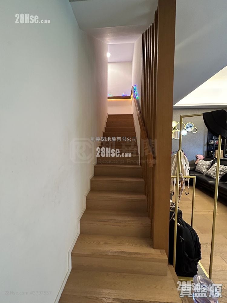 Park Villa Hillcrest Sell 4 Bedrooms 1,567 ft²