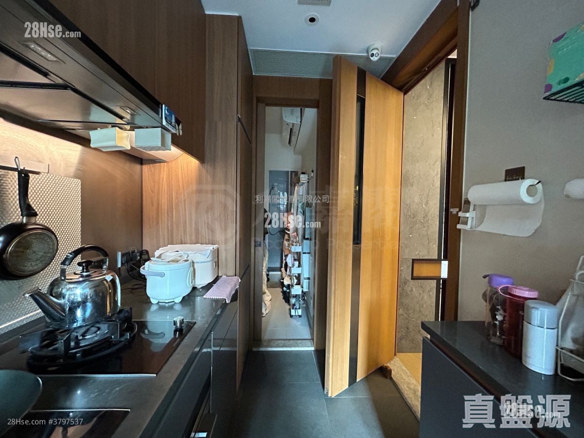 Park Villa Hillcrest Sell 4 Bedrooms 1,567 ft²