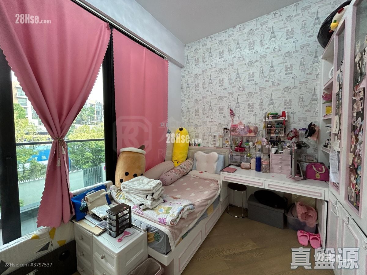 Park Villa Hillcrest Sell 4 Bedrooms 1,567 ft²