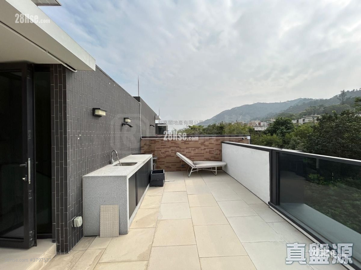 Park Villa Hillcrest Sell 4 Bedrooms 1,567 ft²