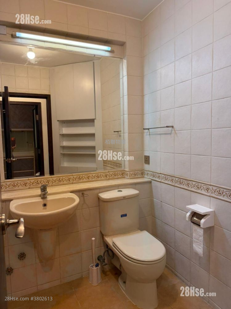 Euston Court Sell 2 Bedrooms , 1 Bathroom 587 ft²