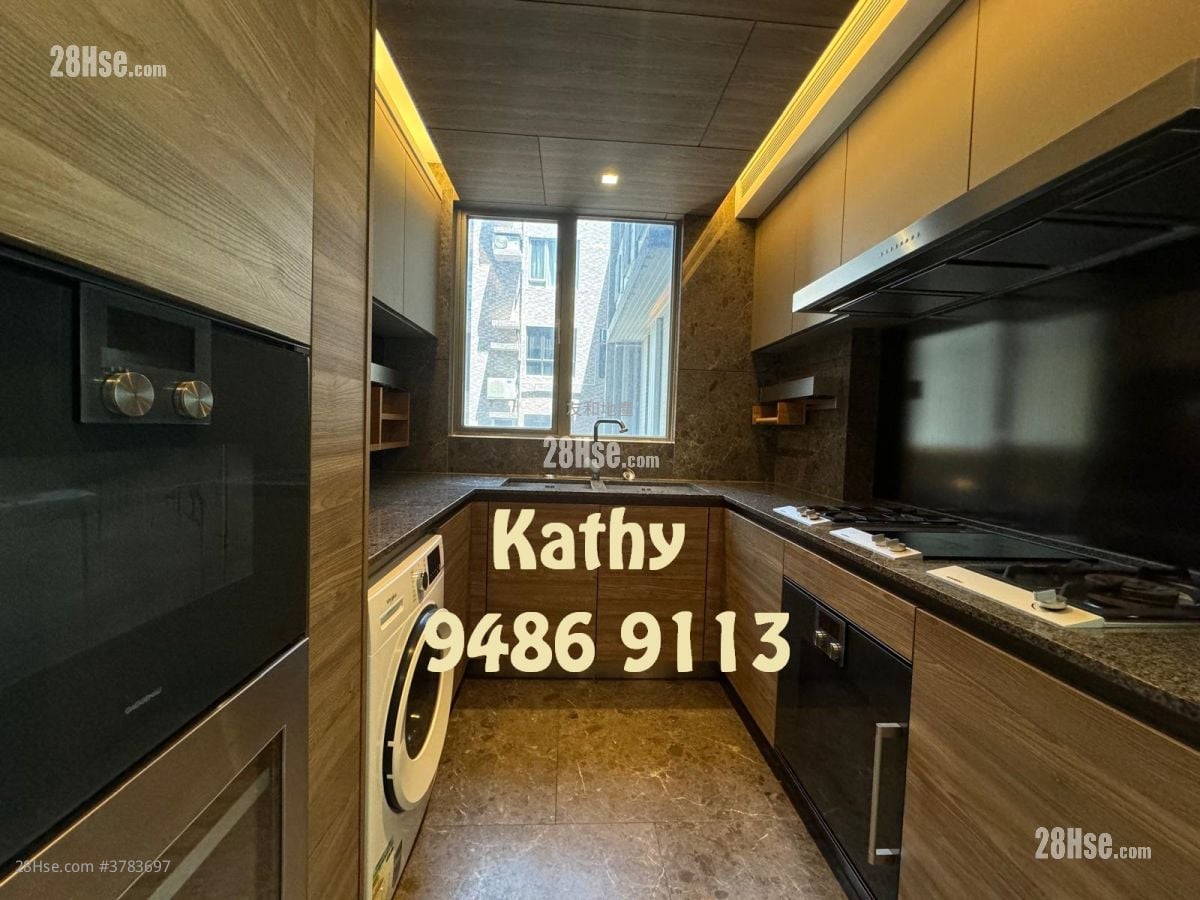 Cristallo Rental 3 Bedrooms , 3 Bathrooms 1,304 ft²