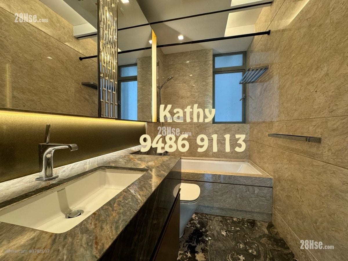 Cristallo Rental 3 Bedrooms , 3 Bathrooms 1,304 ft²