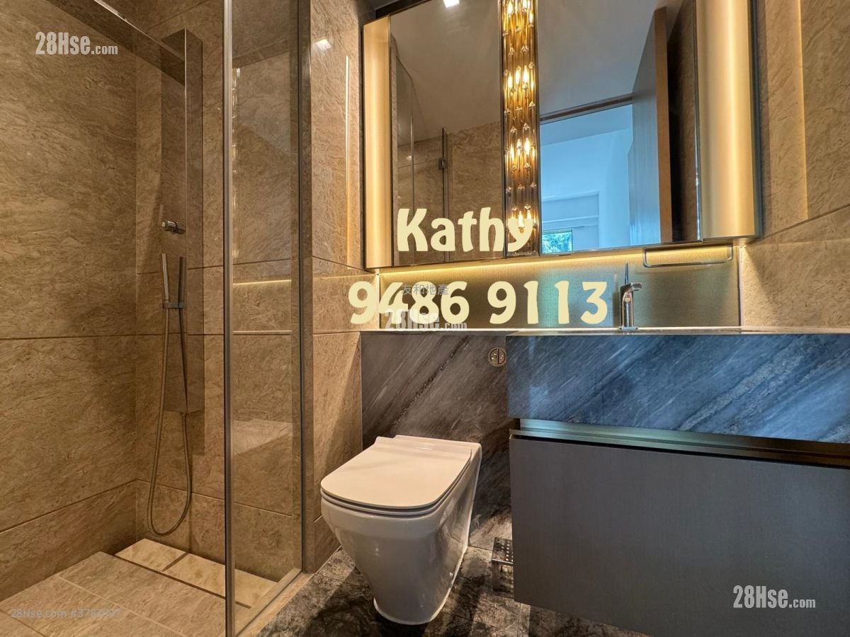 Cristallo Rental 3 Bedrooms , 3 Bathrooms 1,304 ft²