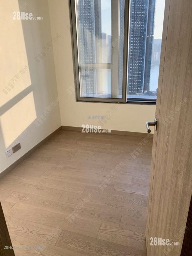 Aurora Rental 3 Bedrooms , 2 Bathrooms 644 ft²