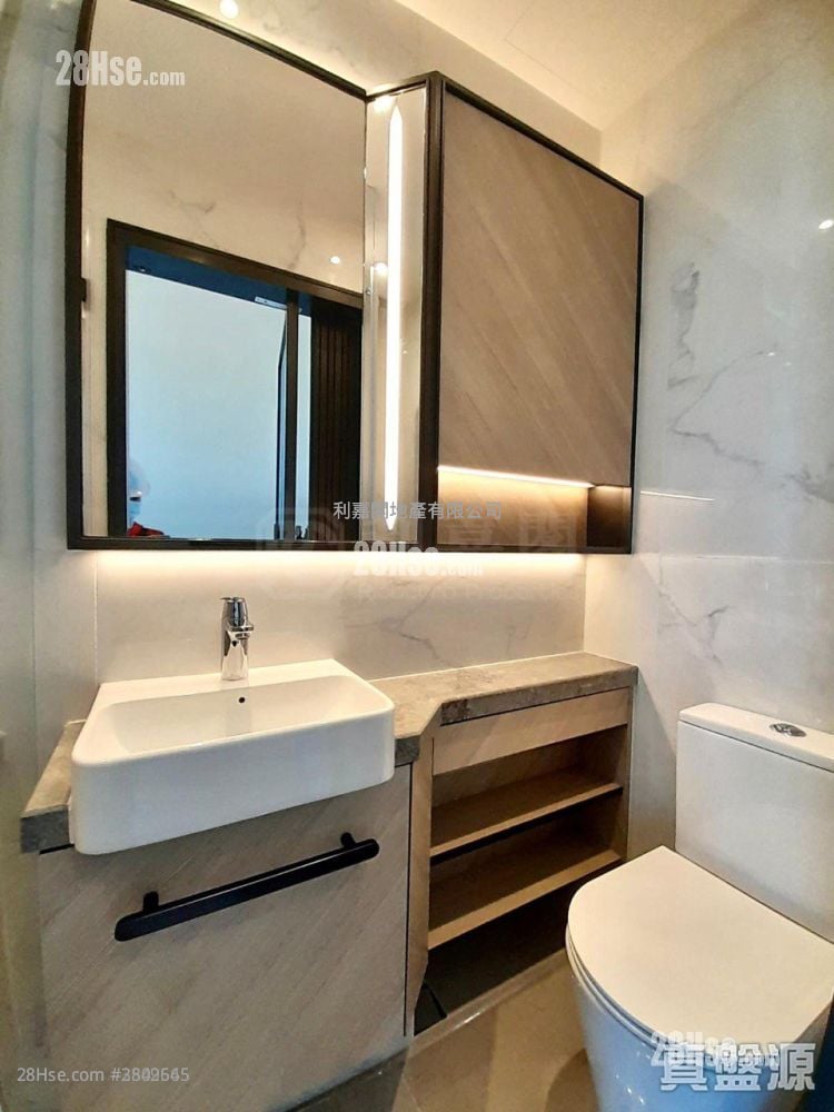 The Met.azure Sell 203 ft²