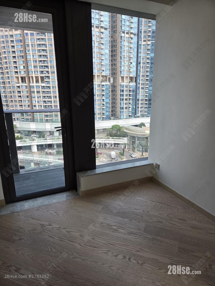 The Arles Sell 2 Bedrooms , 1 Bathroom 542 ft²