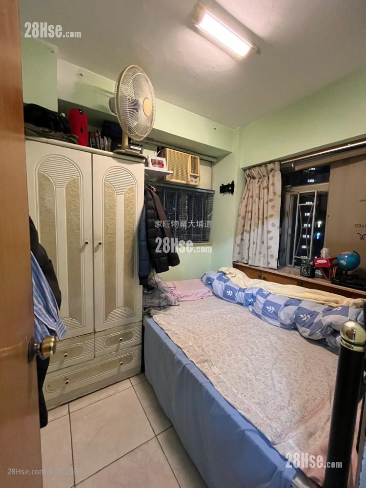 Tin Fung House Sell 2 Bedrooms , 1 Bathroom 269 ft²
