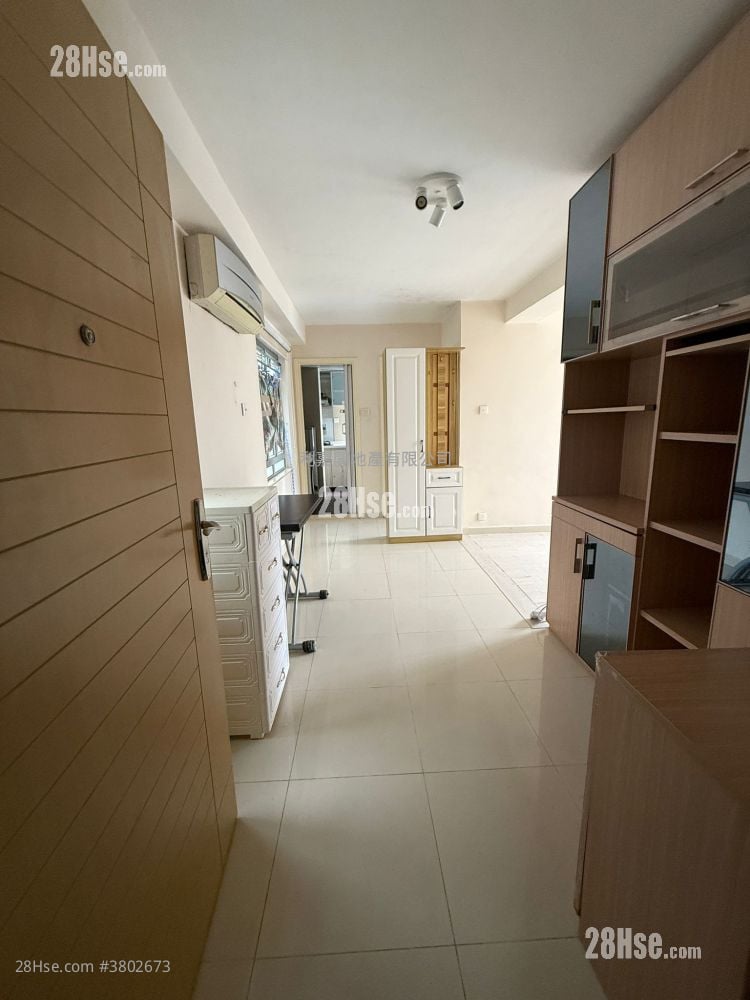 好运中心 租盘 2 房 , 1 浴室 348 平方尺