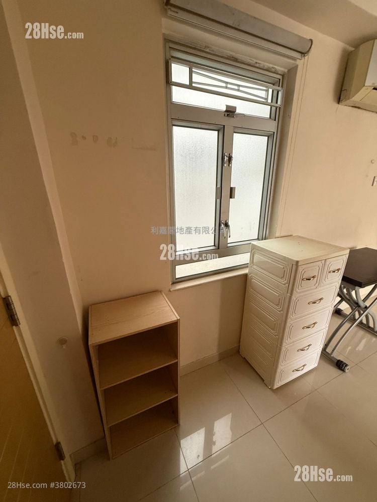 好运中心 租盘 2 房 , 1 浴室 348 平方尺