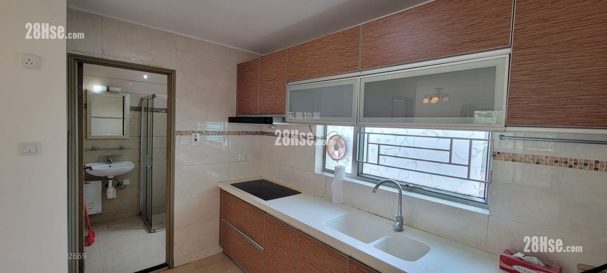 Sun Fung Wai Rental 3 Bedrooms , 1 Bathroom 700 ft²