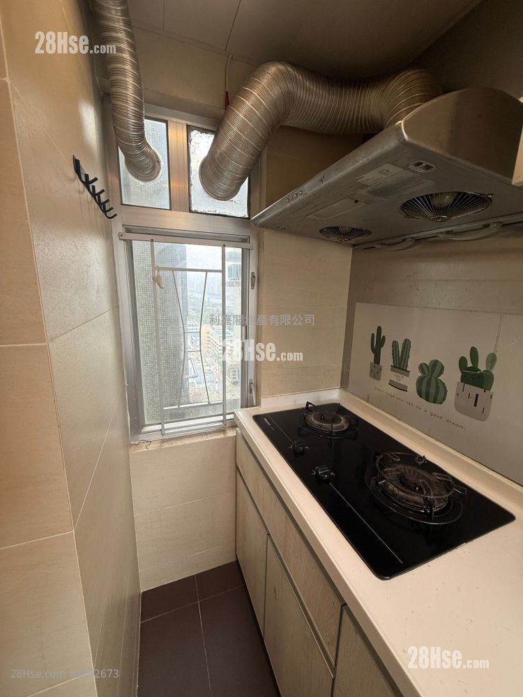 好运中心 租盘 2 房 , 1 浴室 348 平方尺