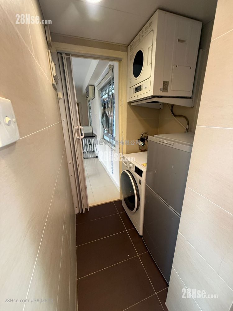 好运中心 租盘 2 房 , 1 浴室 348 平方尺