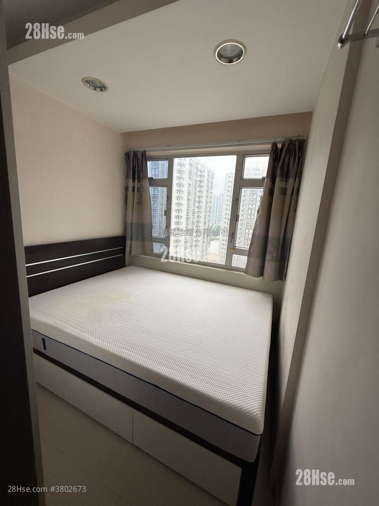 好运中心 租盘 2 房 , 1 浴室 348 平方尺