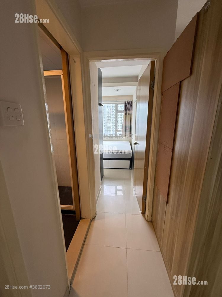 好运中心 租盘 2 房 , 1 浴室 348 平方尺