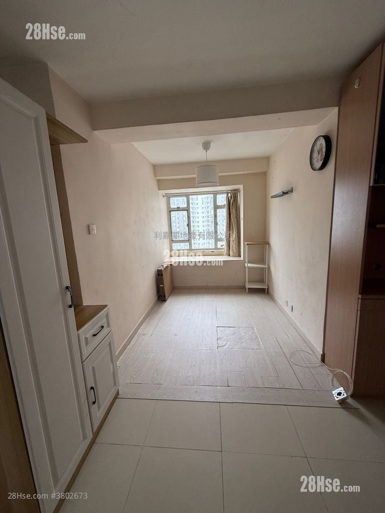 好运中心 租盘 2 房 , 1 浴室 348 平方尺