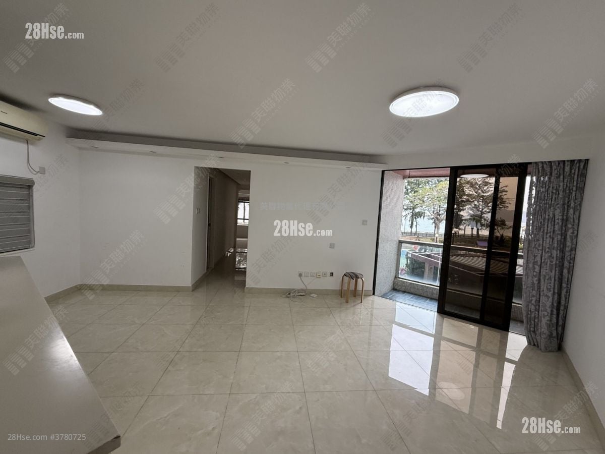 杏花邨 售盘 4 房 , 2 浴室 826 平方尺