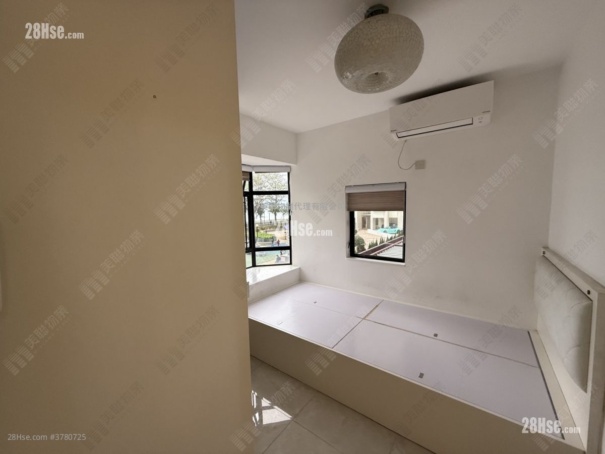 杏花邨 售盘 4 房 , 2 浴室 826 平方尺