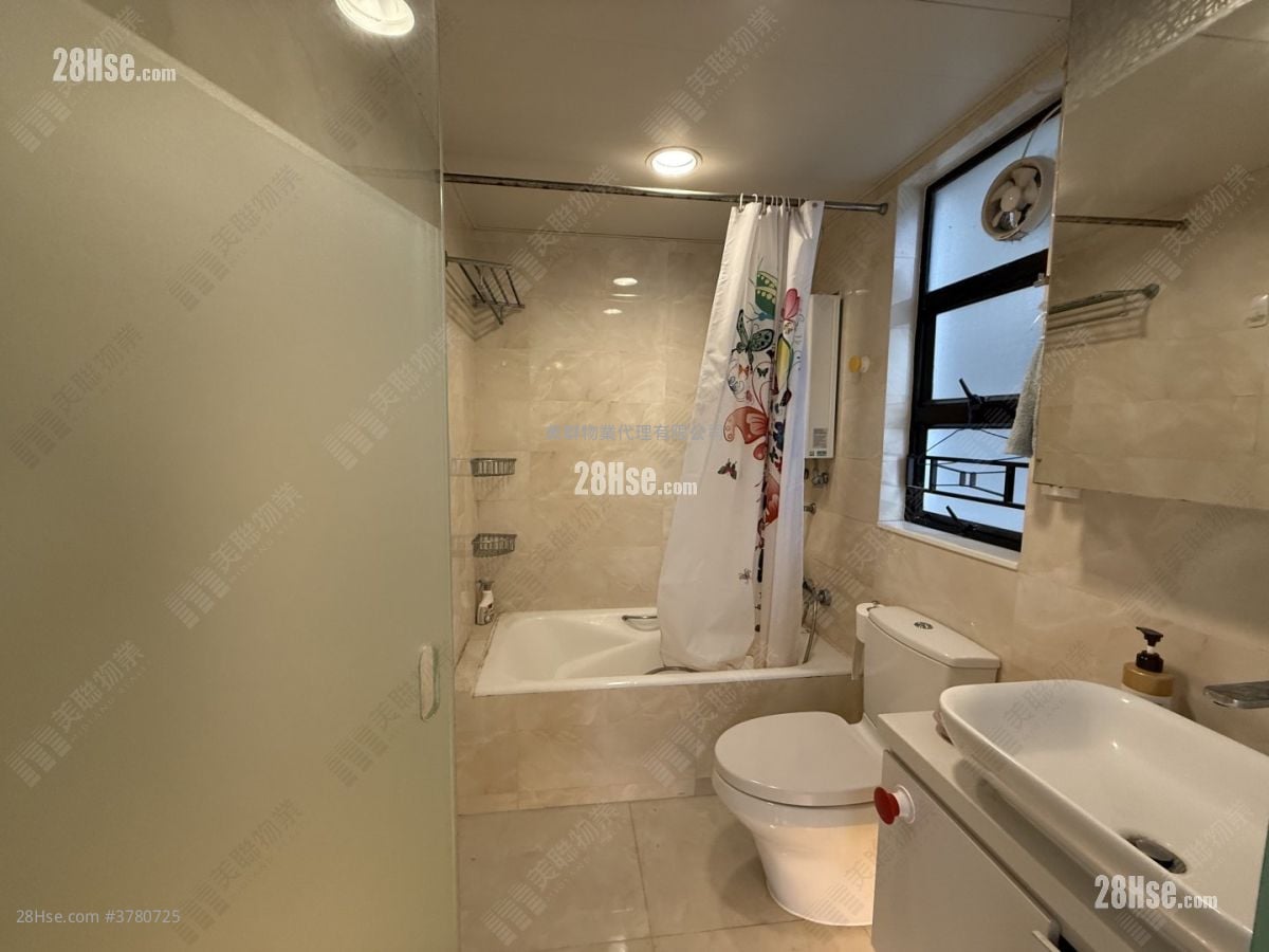 杏花邨 售盘 4 房 , 2 浴室 826 平方尺