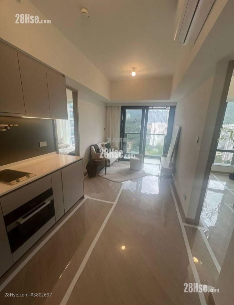 泰峯 售盘 3 房 , 2 浴室 690 平方尺