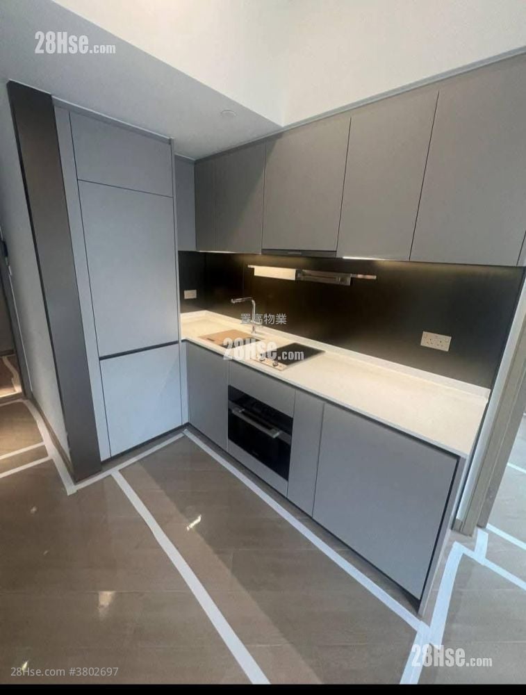 泰峯 售盘 3 房 , 2 浴室 690 平方尺