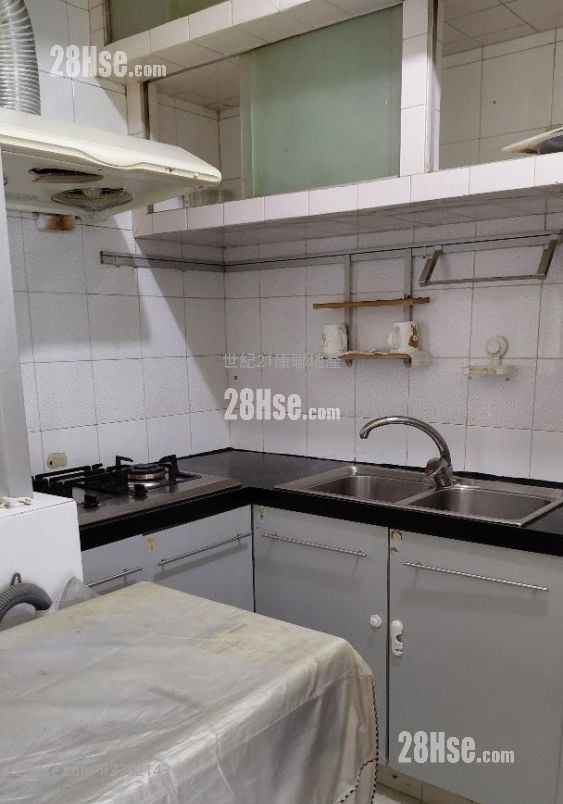 丽港城 租盘 2 房 , 1 浴室 517 平方尺