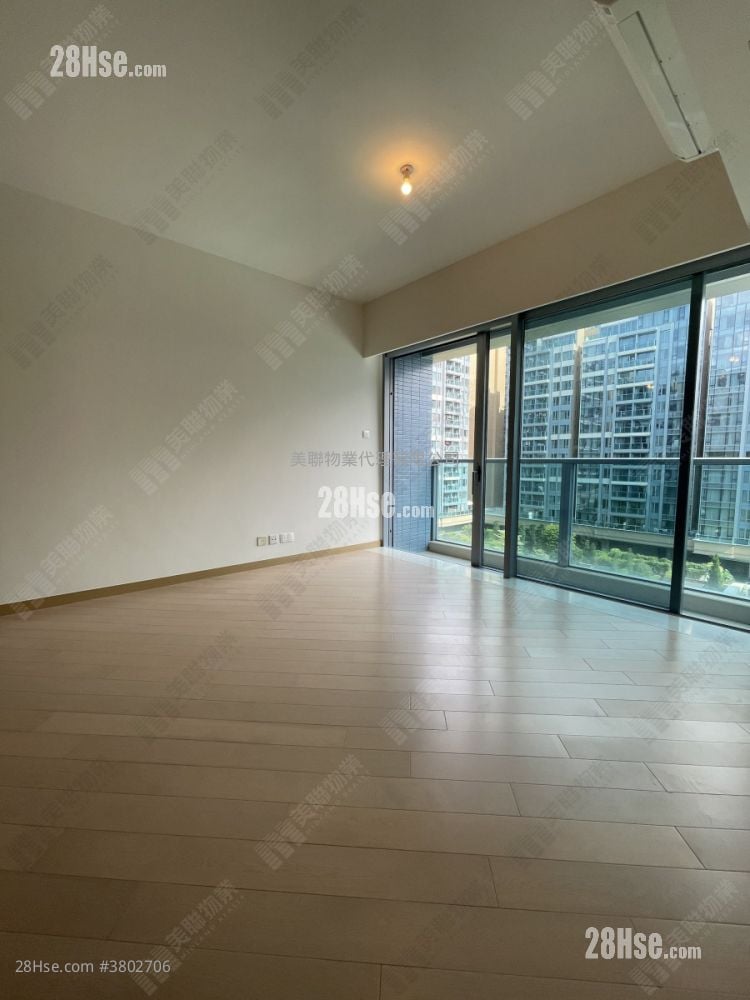 Park Yoho Sell 3 Bedrooms , 3 Bathrooms 934 ft²