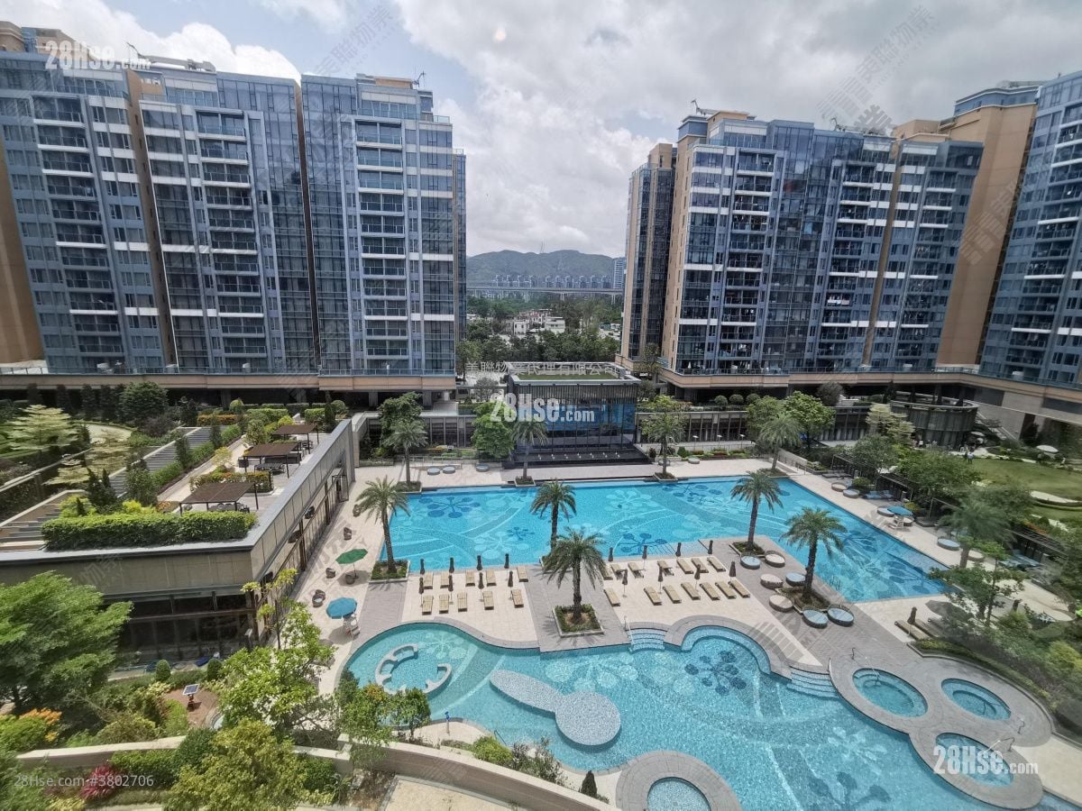 Park Yoho Sell 3 Bedrooms , 3 Bathrooms 934 ft²