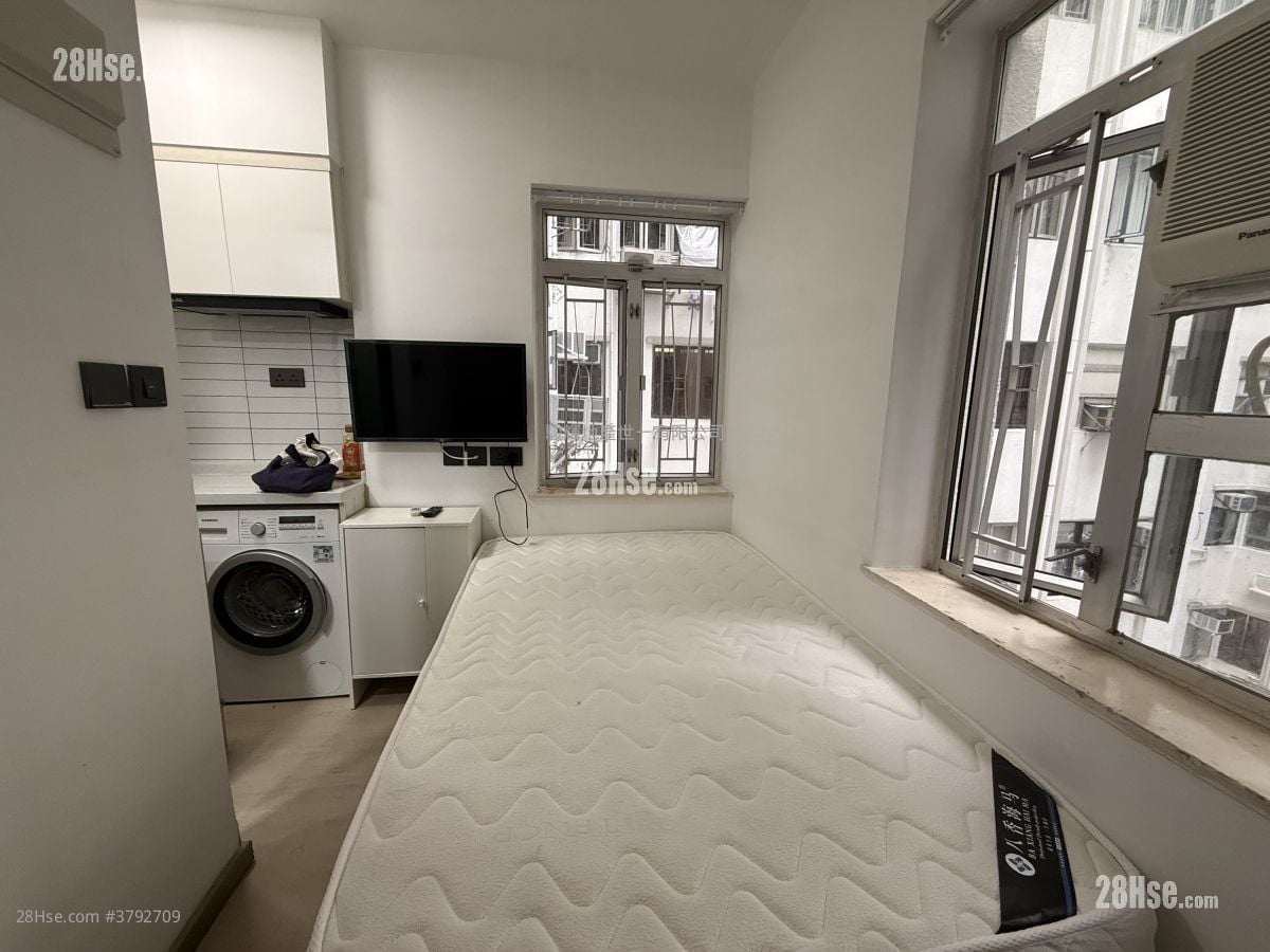 华登大厦 租盘 1 浴室 130 平方尺