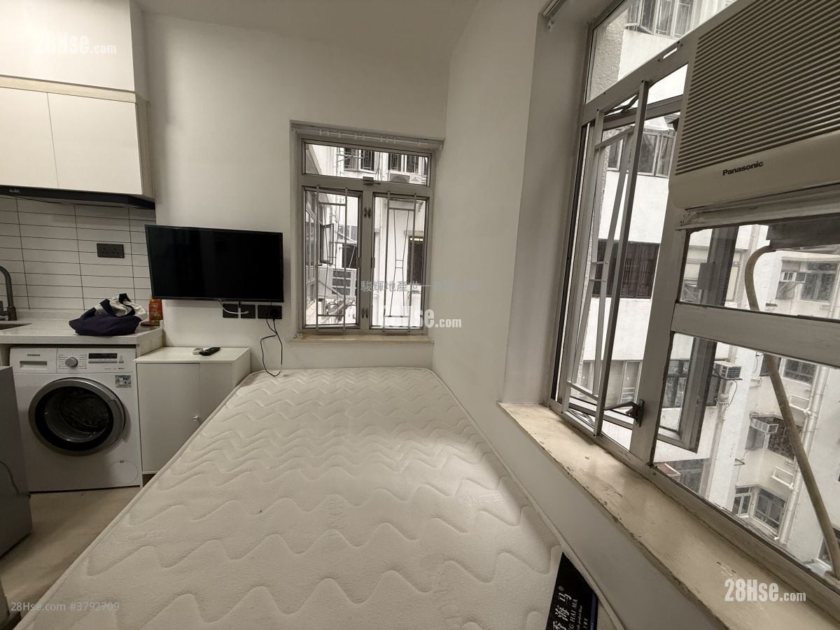 华登大厦 租盘 1 浴室 130 平方尺